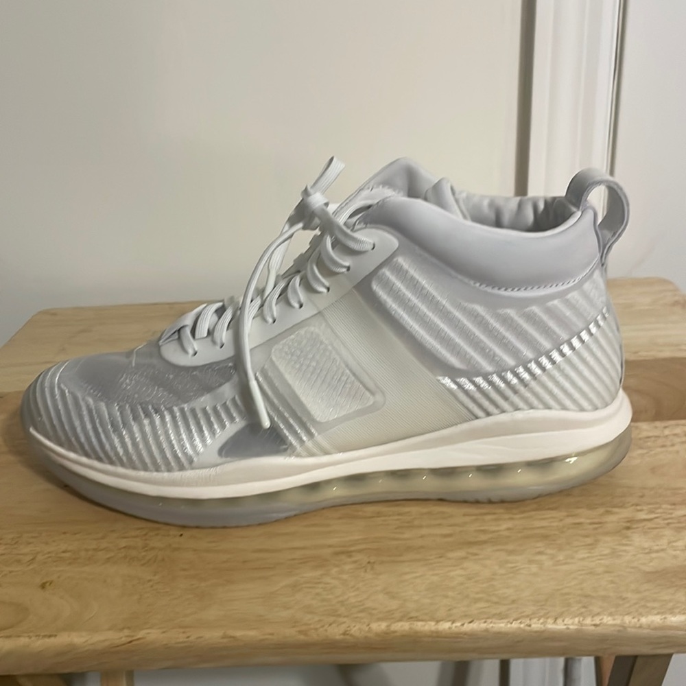 LeBron X JE Icon QS